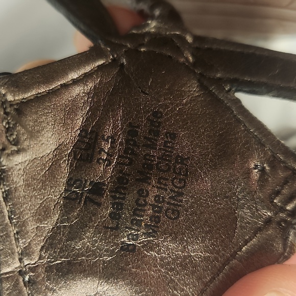 Sam Edelman Beaded Greek Metallic Zipper Back Sandals Size 7 US / 37.5 EURO - Picture 15 of 16